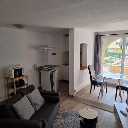 Logis 149 Apartment Gruissan Bagian luar foto