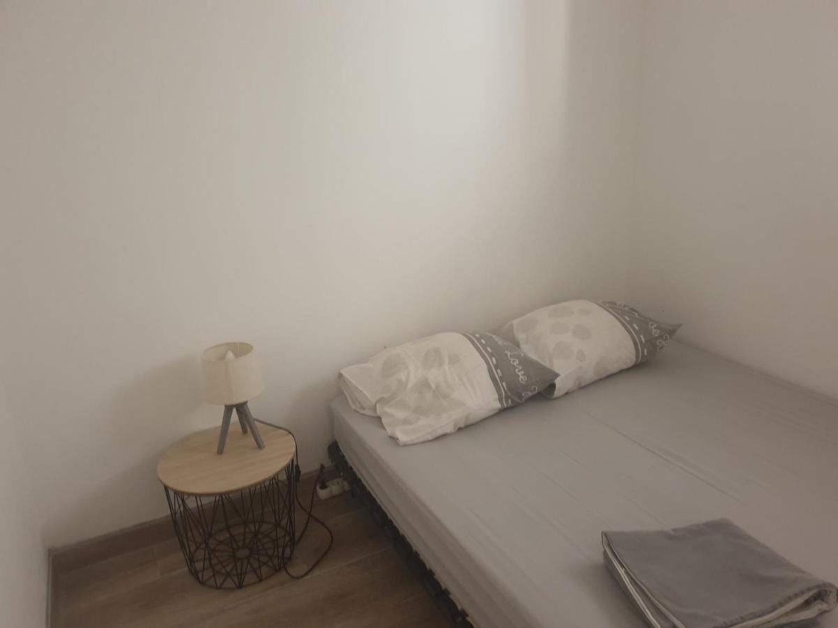 Logis 149 Apartment Gruissan Bagian luar foto